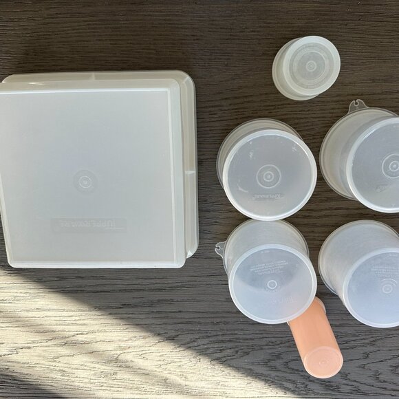 VINTAGE CLEAR TUPPERWARE STORAGE WITH MATCHING LIDS - Picture 3 of 5